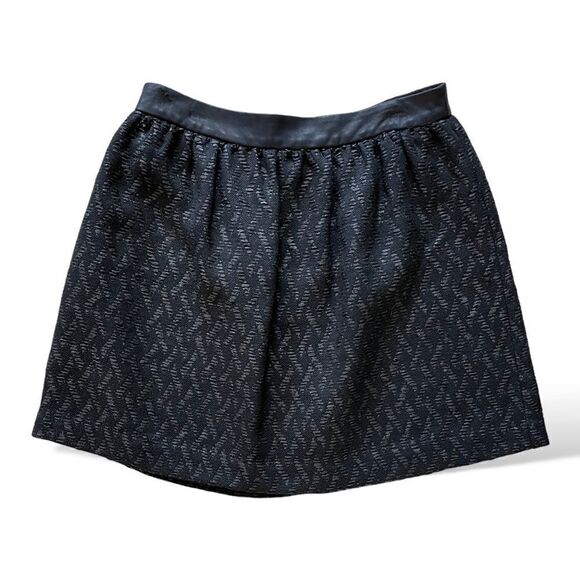 ALICE + OLIVIA Black Pattern with Lamb Leather Trim Mini Skirt 
|Size: 4| - Picture 1 of 10
